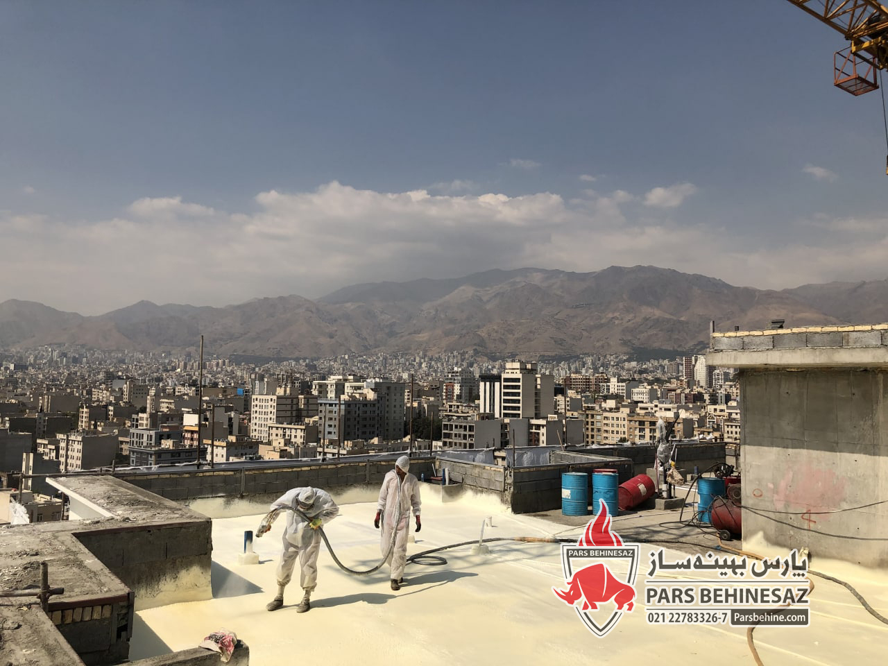 فوم پاششی پلی یورتان عایق حرارتی سقف پارکینگ شهرک غرب زرافشان